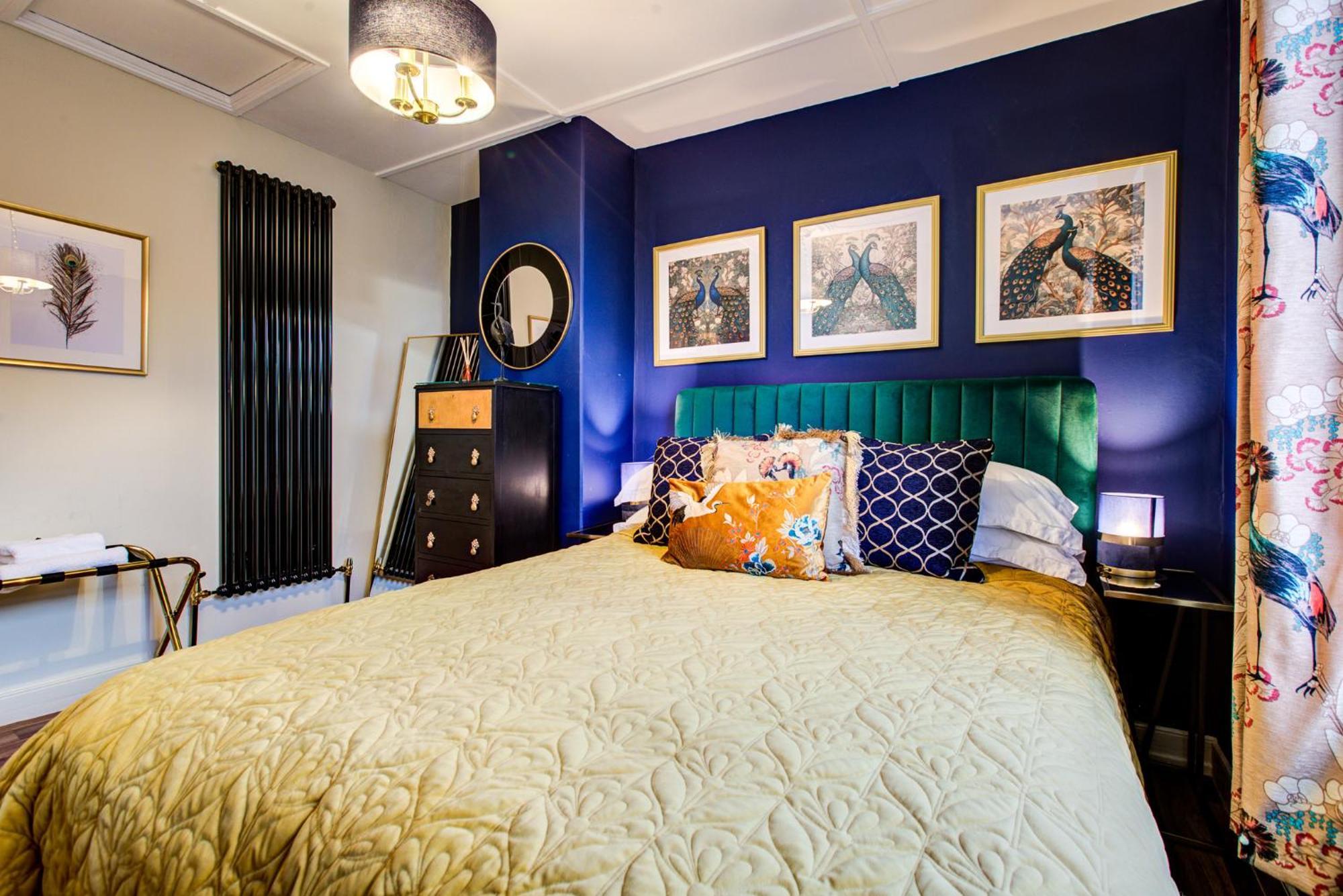 Queens Cottage, Wivenhoe Stylish, Plush, Cosy, Convenient & Quirky, 2X Double Bed Period Cottage Plus Patio - 9 Min Walk Train, 4 Min Walk High Street Pubs, Restaurants, Shops Exterior foto
